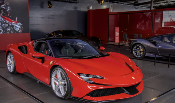 Người mang 2 chiếc Lamborghini Aventador SVJ về nước hé lộ sẽ sớm có chiếc Ferrari SF90 Stradale về Việt Nam