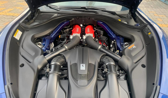 Khám phá động cơ V8 của siêu xe 4 chỗ ngồi Ferrari Roma độc nhất Việt Nam