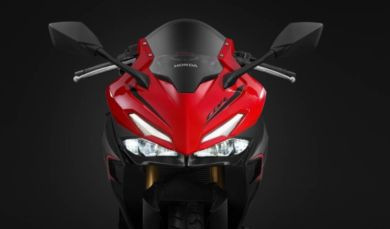 Chi tiết Honda CBR150R 2021 hoàn toàn mới: Đối thủ xứng tầm của Yamaha R15 với giá bán 66,6 triệu đồng