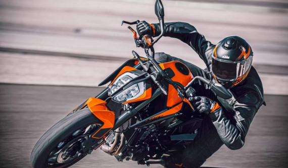 Naked bike KTM 890 Duke 2021 chính thức ra mắt với sức mạnh 115 mã lực