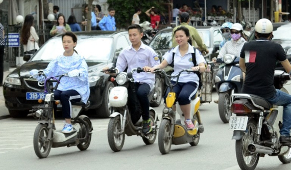 Từ ngày 1/3, người dùng xe máy điện phải có bảo hiểm bắt buộc trách nhiệm dân sự