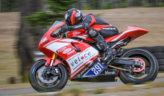 Rộ tin đồn Yamaha phát triển sportbike hạng trung dựa trên naked bike MT-07