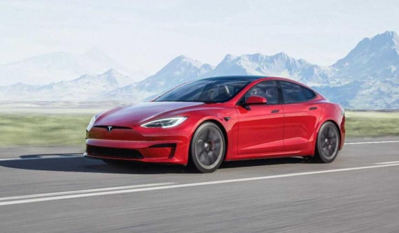 Tesla Model S 2021 trình làng với vô lăng như máy bay và máy tính chơi game tích hợp trên xe