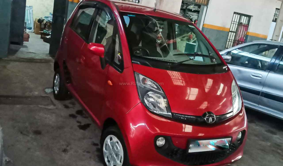 Để chiếc ô tô của mình tại xưởng sửa xe trong 2,5 năm, nữ tài xế phải nộp hơn 1.200 USD phí giữ xe