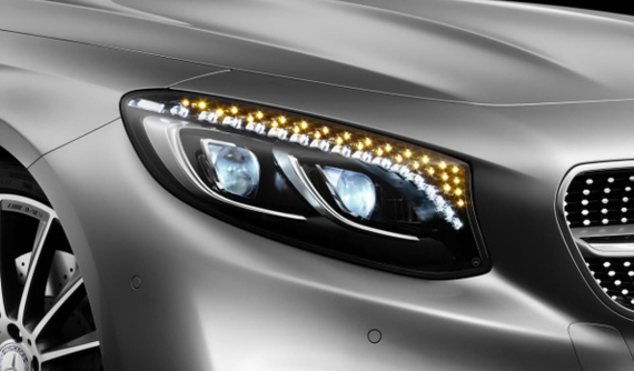 9 sự thực thú vị về đèn pha ô tô mà bạn chưa chắc đã biết