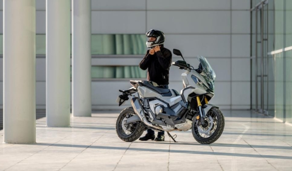 Xe ga "phượt" Honda X-ADV 750 2021 đẹp và hiện đại hơn nhờ loạt nâng cấp mới