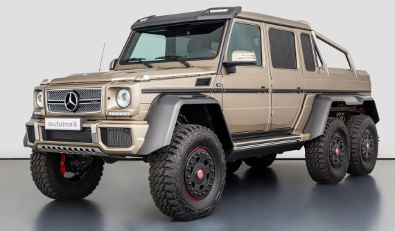 Chiếc Mercedes-Benz G63 AMG 6x6 mới chỉ chạy 230 km này đang được rao bán giá 24,3 tỷ đồng