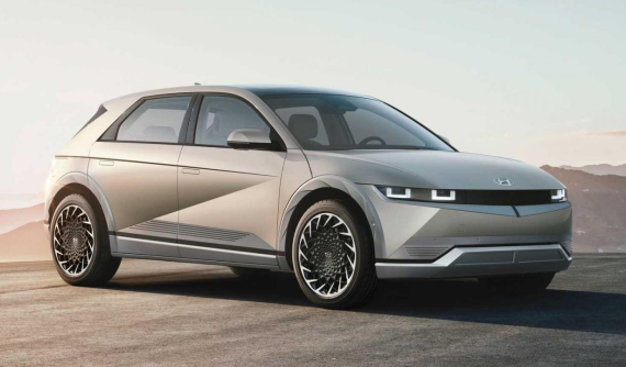 Crossover cỡ trung Hyundai Ioniq 5 trình làng với thiết kế độc đáo và nội thất rộng rãi