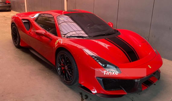 Hoàng Kim Khánh độ mâm carbon độc đáo cho siêu xe Ferrari 488 Pista Spider độc nhất Việt Nam