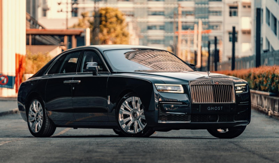 Rolls-Royce Ghost 2021 chính thức đặt chân đến Thái Lan, nhà giàu Việt "phát thèm" khi nhìn giá bán