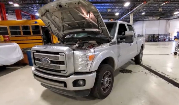 Chiếc xe bán tải cỡ lớn Ford F-350 Super Duty này chạy nhiều hơn cả taxi, 8 năm đi gần 2,1 triệu km
