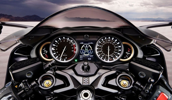 Giật mình với âm thanh uy lực của siêu mô tô vừa được hồi sinh Suzuki Hayabusa 2021