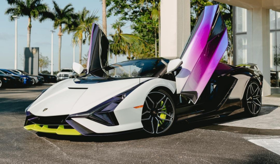 Lamborghini Sian bản giới hạn 63 chiếc tiếp tục đến Mỹ với màu sơn không thể độc hơn