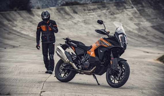 KTM có thể phát triển phiên bản giá rẻ cho xe việt dã 1290 Super Adventure, ra mắt trong năm nay