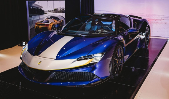 Ferrari SF90 Spider đang trong "tầm ngắm"của nhà giàu Việt được giới thiệu tại Mỹ, giá hơn 12,8 tỷ đồng