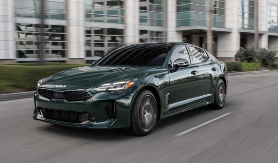 Xe thể thao Kia Stinger 2022 chính thức ra mắt, tăng giá mạnh so với trước