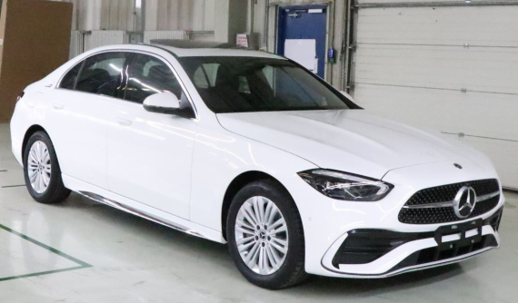 Mercedes-Benz C-Class L 2021 lộ diện, chiều dài cơ sở lớn hơn cả E-Class