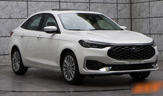 Ford Escort 2021 lộ diện, sẵn sàng đối đầu Honda Civic và Mazda3