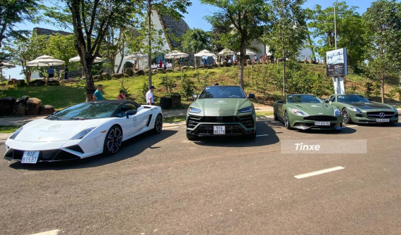 3 chiếc siêu xe xuất hiện trong sự kiện khoe xe của Trung Nguyên, Bugatti Veyron là điểm nhấn