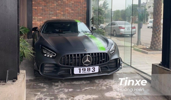 Gặp lại Mercedes-AMG GT R Pro đầu tiên về Việt Nam cùng dàn xe thể thao tại Hòa Bình