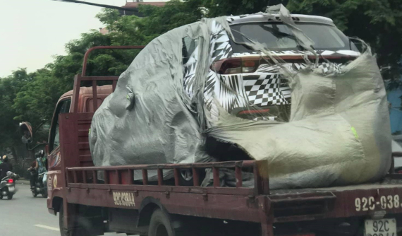 Bắt gặp SUV đô thị Kia Sonet 2021 trên đường phố Việt Nam, chuẩn bị cho ngày ra mắt