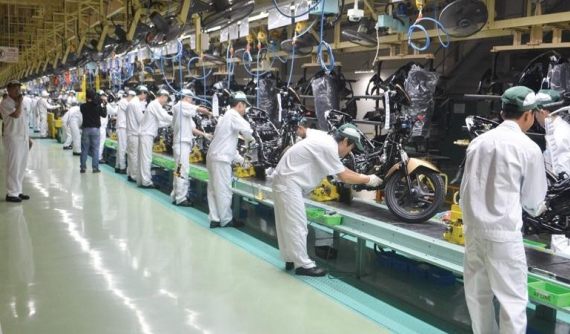 Honda Việt Nam bán ra chỉ hơn 2,1 triệu xe máy trong năm tài chính 2021, giảm mạnh so với năm 2020