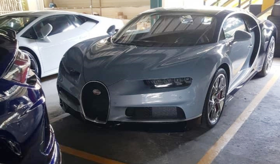 Giới nhà giàu Campuchia gây sốc khi tậu siêu phẩm Bugatti Chiron thứ 3, sở hữu 2 tông màu sành điệu