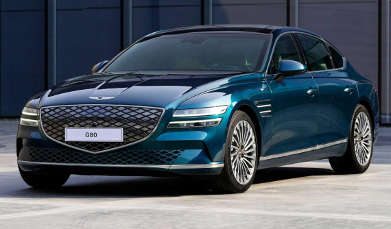 Genesis bước vào thời đại xe điện với Electrified G80 trang bị pin mặt trời trên nóc