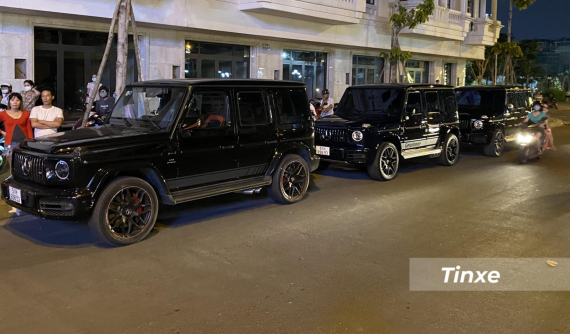Bộ 3 Mercedes-AMG G63 đủ phiên bản của nhà giàu Việt trên đường phố Sài thành