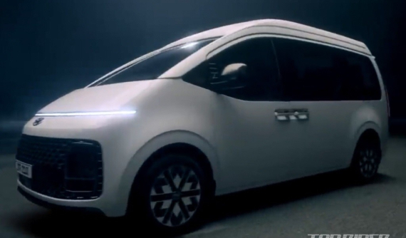 Hyundai Staria 2021 phiên bản limousine được hé lộ với nóc cao và trần xe "bầu trời sao" như xe Rolls-Royce