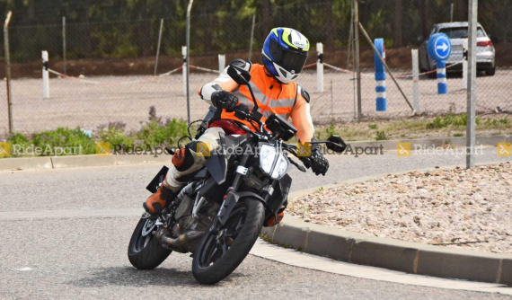 KTM 390 Duke phiên bản 2022 sẽ sử dụng khung sườn và càng sau hoàn toàn mới