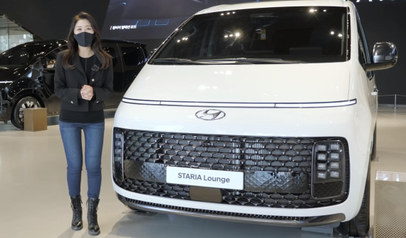 Khám phá tận tay từng chi tiết ngoại thất và nội thất của MPV Hyundai Staria 9 chỗ và 11 chỗ ngồi