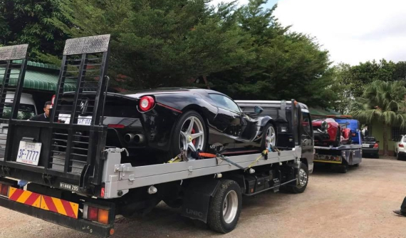 Cặp đôi siêu phẩm Ferrari LaFerrari lại về Campuchia giữa tình hình dịch Covid-19 căng như dây đàn