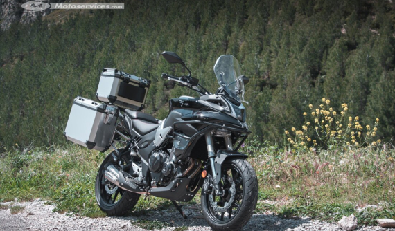 Mục sở thị Adventure mang kiểu dáng và động cơ như Honda CB500X nhưng trang bị "ngon" hơn