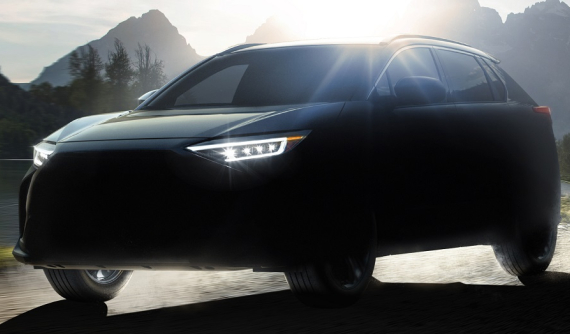 Subaru Solterra - SUV có kích thước ngang ngửa Forester - lần đầu tiên được hé lộ thiết kế