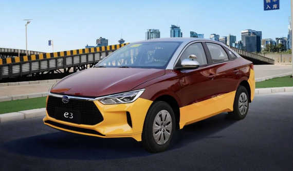BYD chế tạo xe điện e3 với hộp số sàn, chuyên dụng cho các trường dạy lái xe