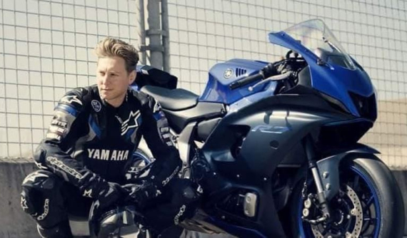 Yamaha R7 2021 lộ ảnh thực tế tuyệt đẹp khiến nhiều biker phải ngỡ ngàng