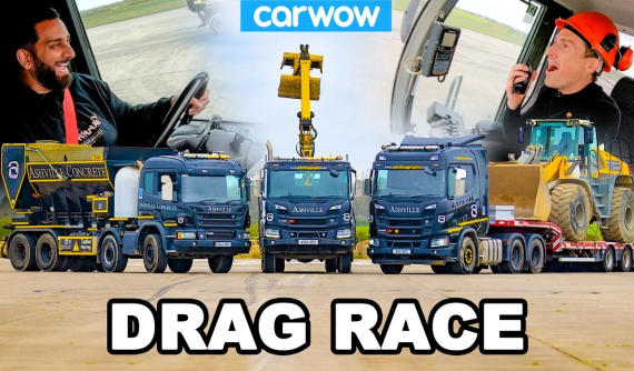 Theo dõi cuộc đua drag hài hước giữa ba chiếc xe tải công trình nặng tổng 115 tấn