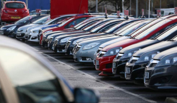 40% khách hàng sẵn sàng mua ô tô bị đội giá