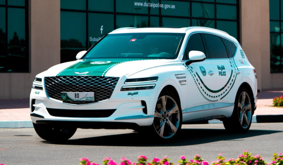 Genesis GV80 2021 là sự bổ sung mới nhất của đội xe cảnh sát Dubai