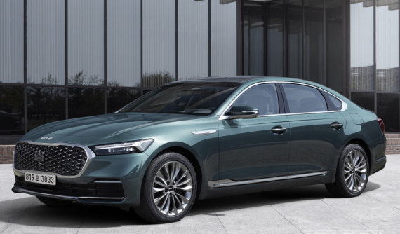 Kia K9 2021 được công bố giá, rẻ hơn đáng kể so với Mercedes S-Class và BMW 7-Series