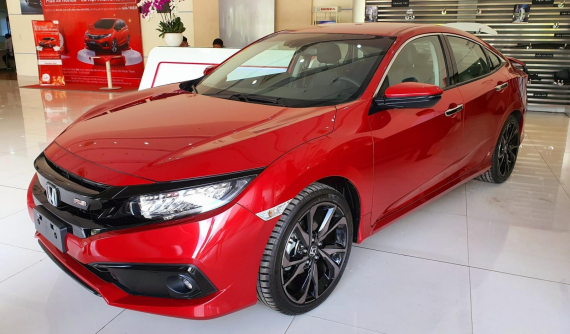 Sài Gòn: Chạy đua doanh số mùa dịch Covid-19, Honda Civic giảm gần 100 triệu đồng