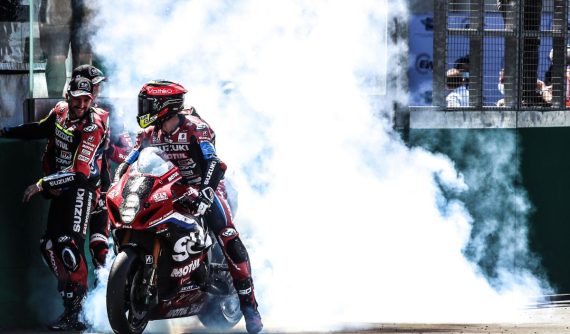 Suzuki dành chiến thắng thuyết phục tại giải đua mô tô khắc nghiệt Endurance 24 giờ tổ chức ở Le Mans