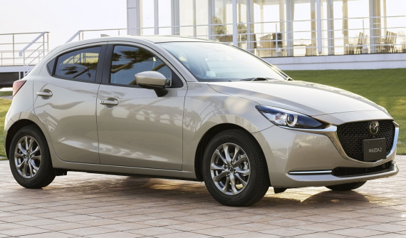 Mazda2 2021 trình làng với camera 360 độ và động cơ chỉ tiêu thụ 4,9 lít xăng cho 100 km