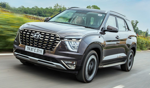 SUV giá rẻ Hyundai Alcazar 2021 bán chạy, khách phải chờ 2 tháng mới được nhận xe