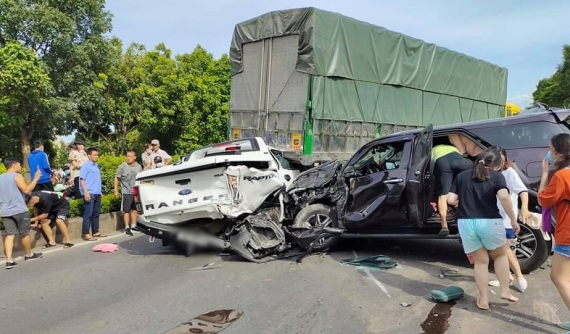 Thanh Hoá: Tai nạn liên hoàn trên QL1A giữa 9 xe ô tô khiến 1 người tử vong