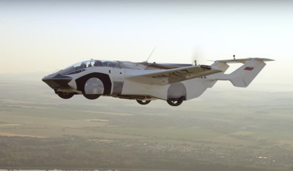 Xe bay Klein Vision AirCar hoàn thành chuyến bay xuyên thành phố đầu tiên