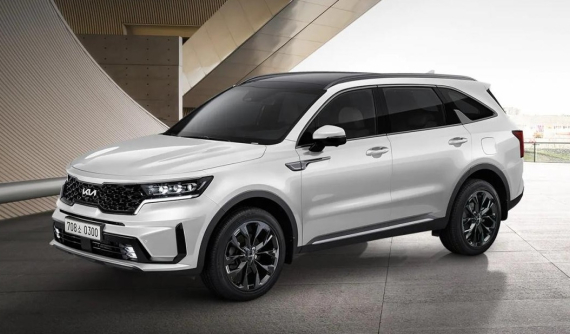 Kia Sorento 2022 chính thức ra mắt với giá tương đương 637 triệu đồng