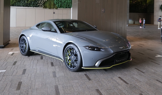 Siêu xe Aston Martin Vantage AMR sản xuất giới hạn đến Hồng Kông với giá chỉ 8,6 tỷ đồng