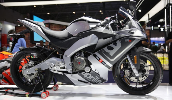 Sport bike tuyệt đẹp đến từ Ý Aprilia GPR250R 2021 ra mắt với giá chưa đến 100 triệu đồng
